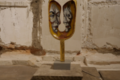 72. Objekt. Mann und Frau. 900 €.